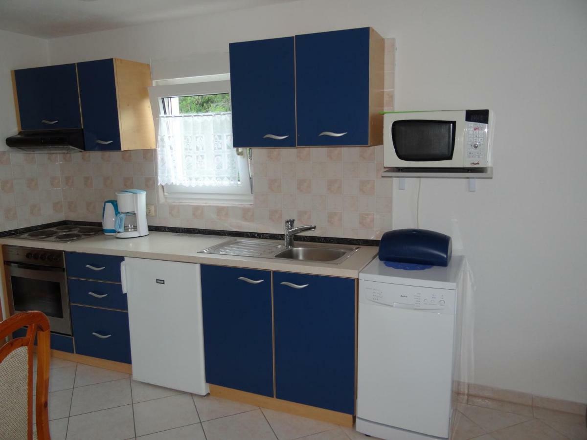 Vila Emilija Trogir Bagian luar foto