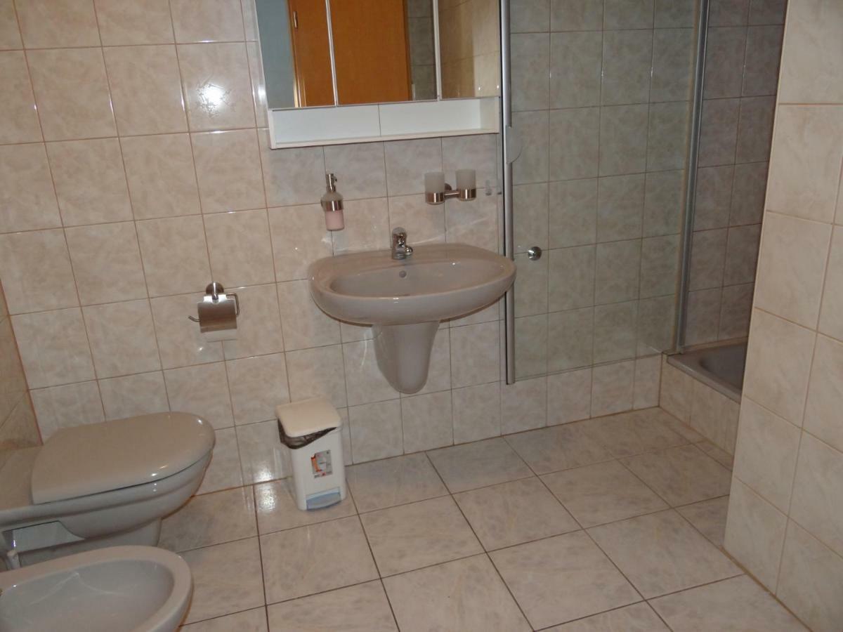 Vila Emilija Trogir Bagian luar foto