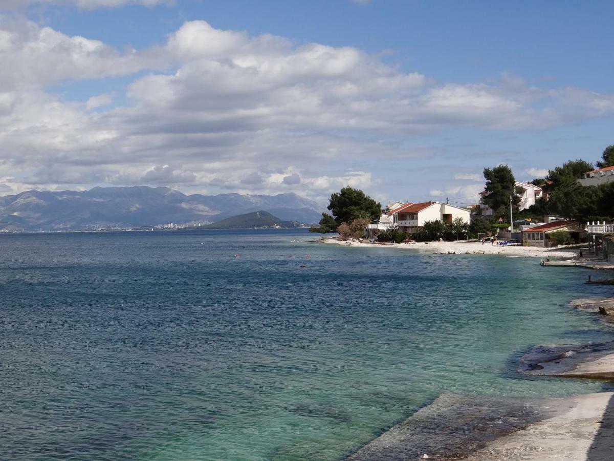 Vila Emilija Trogir Bagian luar foto